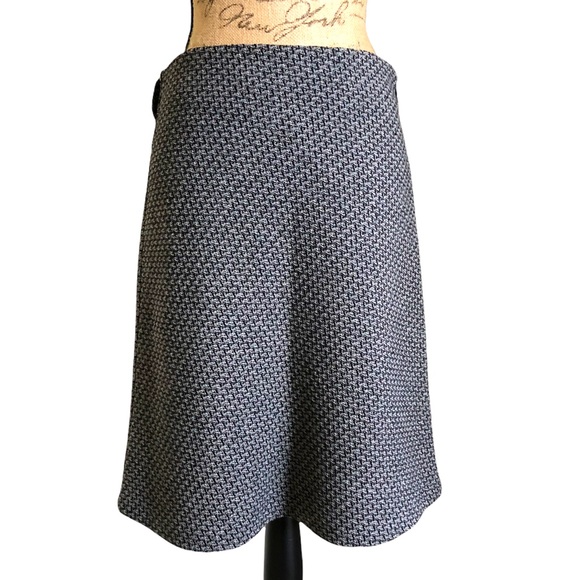 Old Navy Wool Blend Low Waist Skirt Size 4 - Picture 12 of 16